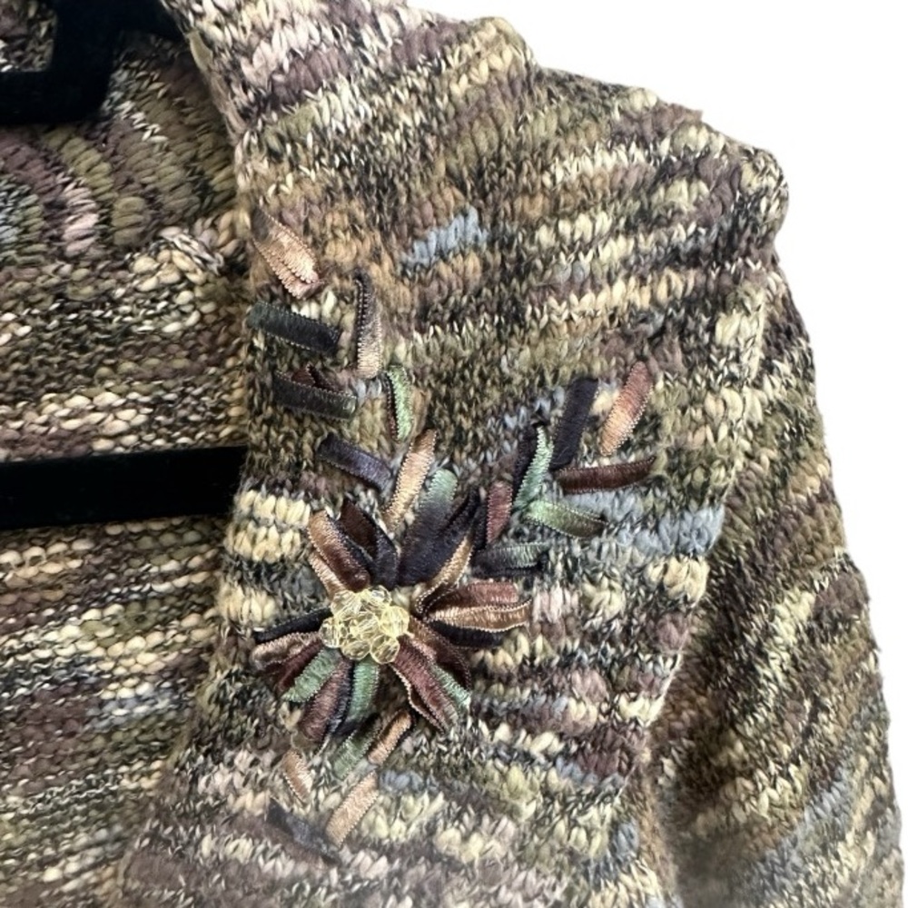 Coldwater Creek Knit Cardigan Sweater with Floral Appliqué in women’s Large - Picture 5 of 9